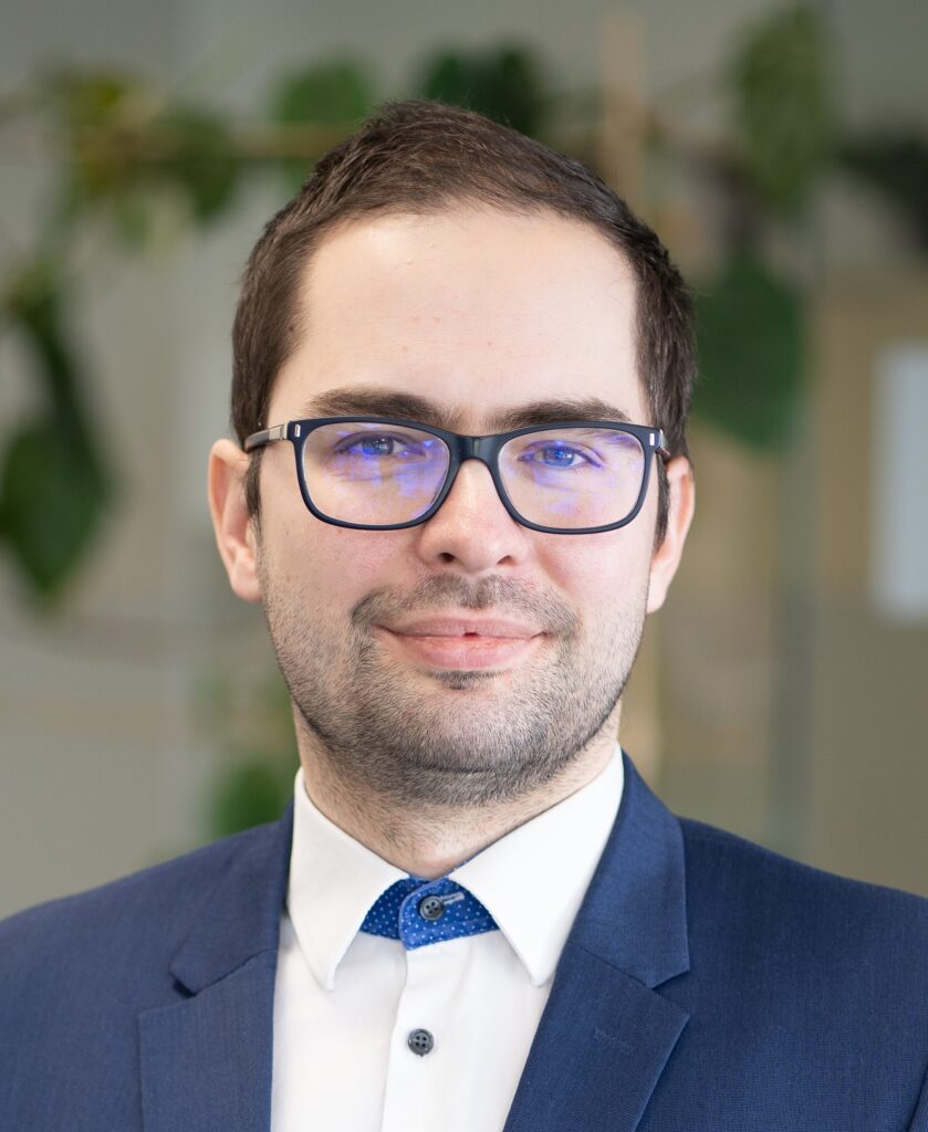 Mgr. Valerij Valerijevič Seničev Ph.D.